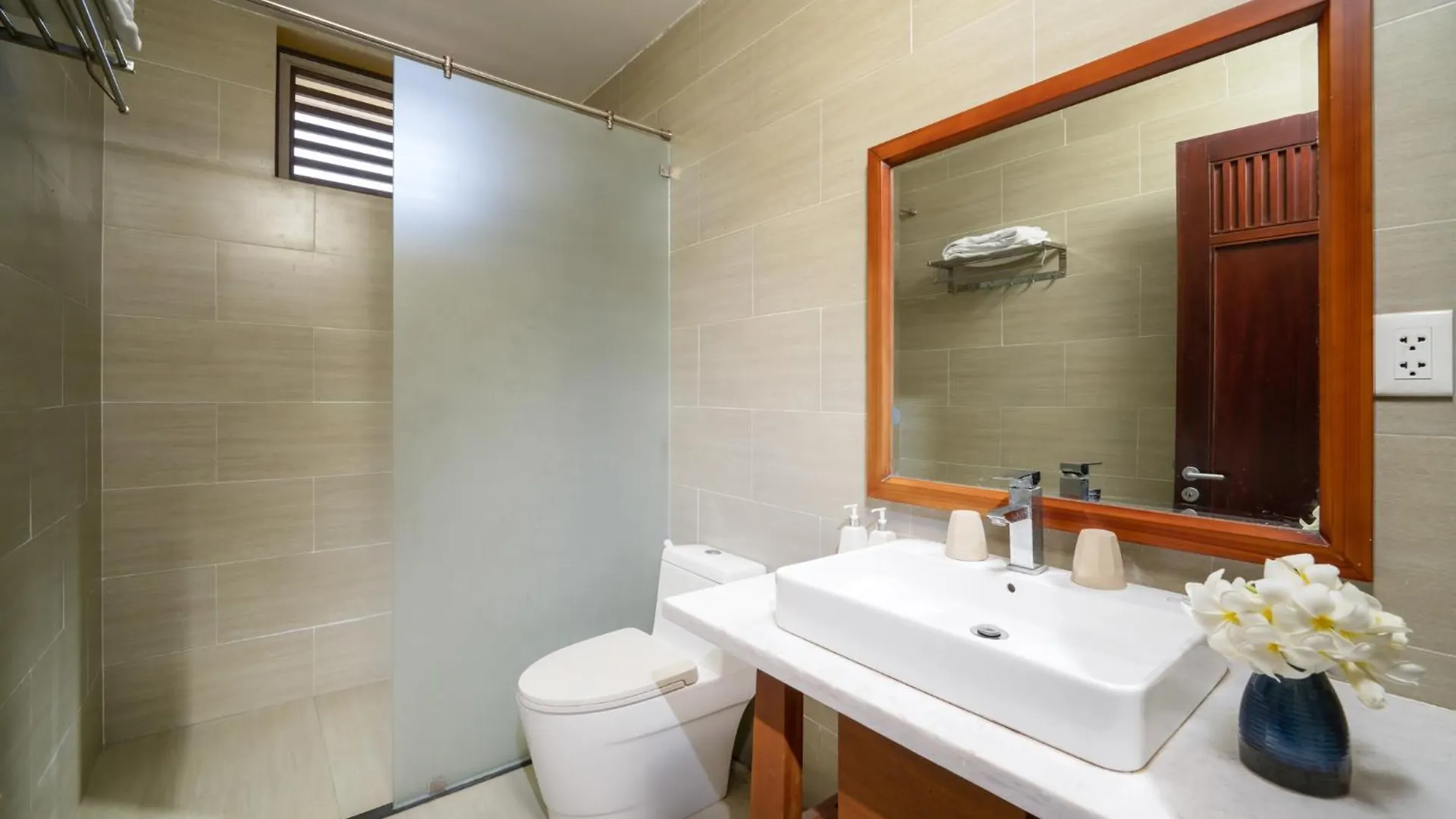 Palm Garden & Pool Villas Hoi An 4*,  Vietnam