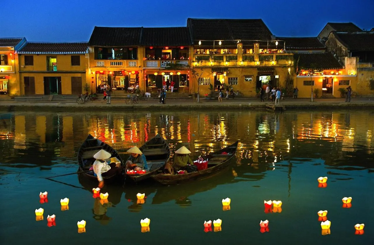 Palm Garden & Pool Villas Hội An 4*,  Vietnám